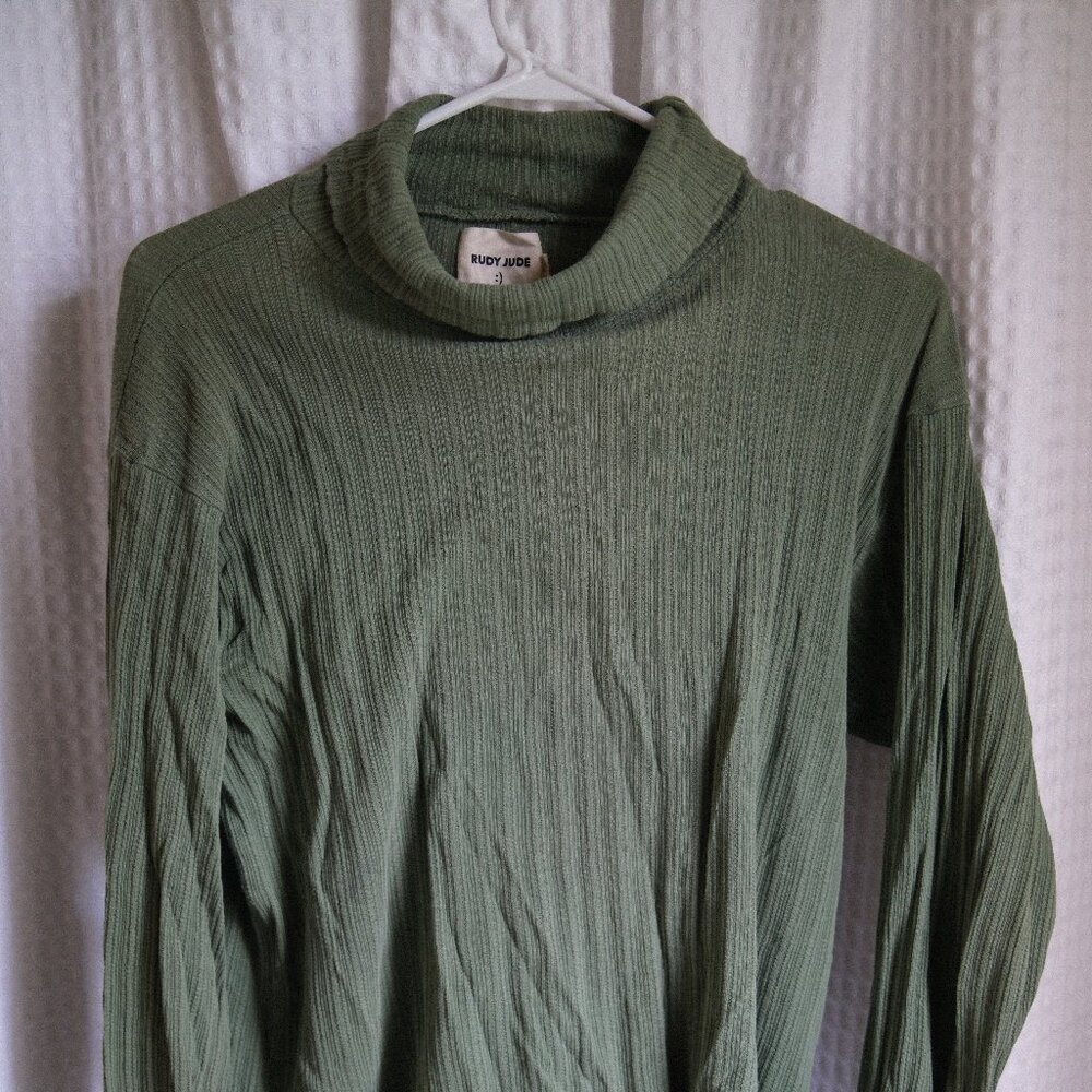 Rudy Jude pointelle turtleneck in green bean XL